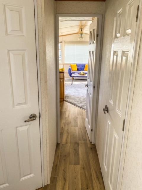 Вілла The Hygge Retreat At 7 Lakes Country Park, Lincolnshire Crowle  Екстер'єр фото